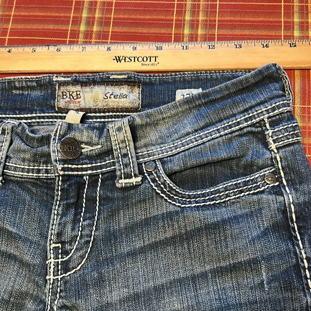 BKE denim Stella 27 X 33 1/2 Bootcut 5 Pocket Distressed Jeans EUC Worn Once Vtg - Picture 8 of 13